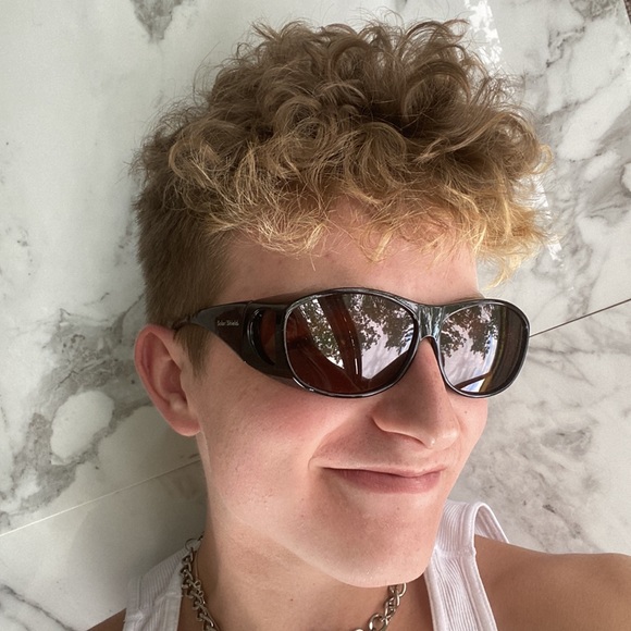 Brown Retro Vintage Sunglasses/Shades - Picture 4 of 4